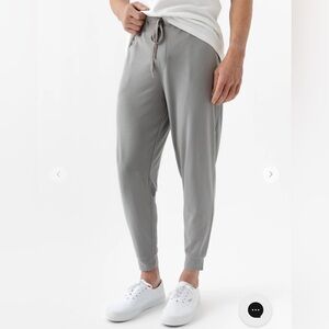 Cozy Earth Men’s Ultra Soft Bamboo Jogger Pant light grey